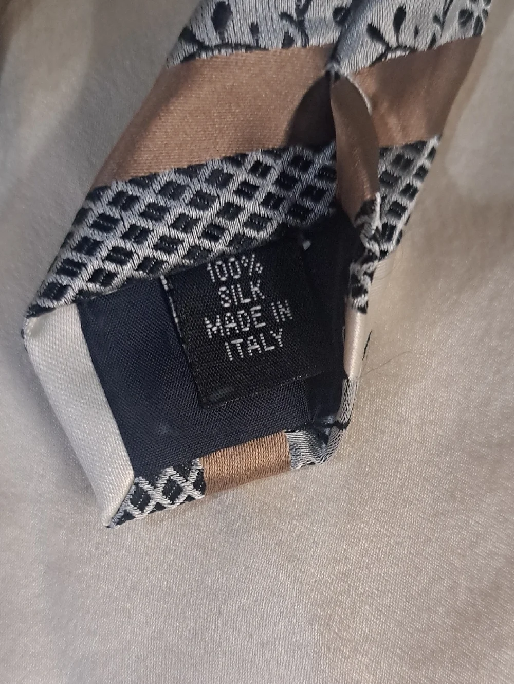 VITOROFOLO chic tie